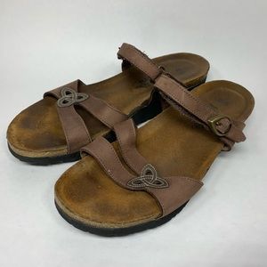 Naot open toe leather sandals size 40 US 9